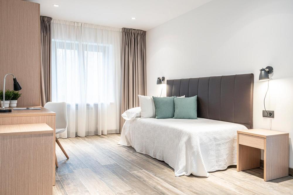 Met Pamplona Hotel Eksteriør billede
