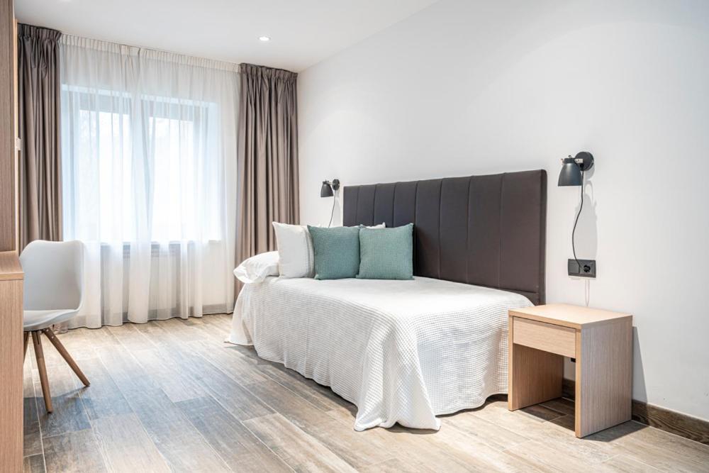 Met Pamplona Hotel Eksteriør billede